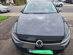 Grau Gebraucht 2017 VW Golf VII Trendline Limousine | 9.900 € (Guter Preis)