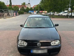 Schwarz Gebraucht 2001 VW Golf IV Highline Limousine | 1.300 € (Superpreis)