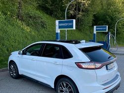 Weiß Gebraucht 2017 Ford Edge ST-Line SUV | 15.500 € (Fairer Preis)