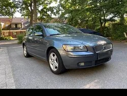 Grau Gebraucht 2005 Volvo V50 Kinetic Kombi | 1.400 € (Fairer Preis)