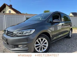 Grau Gebraucht 2017 VW Touran Comfortline Van / Kleinbus | 13.500 € (Fairer Preis)