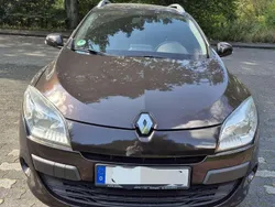 Braun Gebraucht 2012 Renault Mégane GrandTour Expression Kombi | 3.999 € (Fairer Preis)