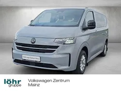 Grau Neu 2025 VW Caravelle Life Van / Kleinbus | 52.444 € (Guter Preis)