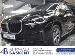 Schwarz Gebraucht 2022 BMW 218 Active Tourer Van / Kleinbus | 21.490 € (Guter Preis)