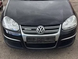 Schwarz Gebraucht 2010 VW Golf VI Kombi | 16.999 €