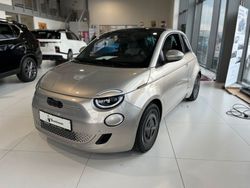 Beige Neu 2025 Fiat 500e Kleinwagen | 37.980 €