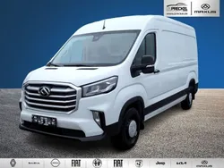 Maxus V90