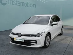 Weiß Gebraucht 2024 VW Golf VIII Life Limousine | 23.940 € (Guter Preis)