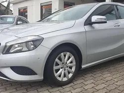 Polarsilber Gebraucht 2015 Mercedes A180 Style Limousine | 16.590 € (Fairer Preis)