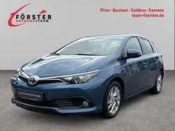 Blau Gebraucht 2016 Toyota Auris Hybrid Edition-S Limousine | 15.870 € (Fairer Preis)