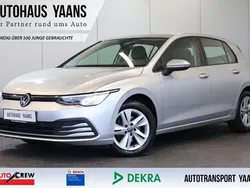 Silber Gebraucht 2020 VW Golf VIII Life Limousine | 16.189 € (Fairer Preis)