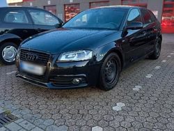Schwarz Gebraucht 2010 Audi A3 S-Line Limousine | 4.000 €