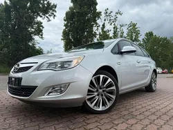 Silber Gebraucht 2011 Opel Astra Design Edition Kombi | 3.399 € (Guter Preis)