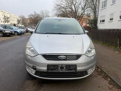 Grau Gebraucht 2007 Ford Galaxy Ambiente Van / Kleinbus | 3.599 € (Fairer Preis)