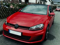 Rot Gebraucht 2015 VW Golf VII GTI Limousine | 15.399 € (Fairer Preis)