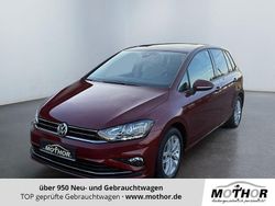 Cranberry red metallic Gebraucht 2019 VW Golf Sportsvan Comfortline Van / Kleinbus | 18.220 € (Fairer Preis)