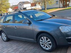 Grau Gebraucht 2009 VW Golf V Comfortline Kombi | 2.650 € (Fairer Preis)