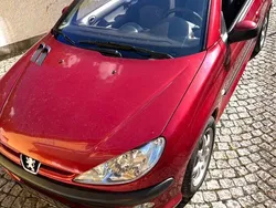 Rot Gebraucht 2003 Peugeot 206 CC Cabrio | 3.999 € (Teuer)