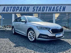 Silber Gebraucht 2023 Skoda Octavia Style Kombi | 24.990 € (Guter Preis)