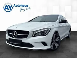 Polarweiss unilack Gebraucht 2018 Mercedes CLA180 Night Limousine | 18.950 € (Fairer Preis)