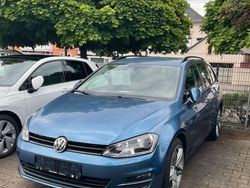 Blau Gebraucht 2014 VW Golf VII Comfortline Kombi | 11.590 € (Teuer)