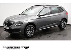 Graphitegrau metallic Gebraucht 2023 Skoda Kamiq Tour SUV | 20.790 € (Superpreis)