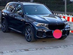 Grau Gebraucht 2020 BMW X5 M Sport SUV | 56.900 € (Etwas zu teuer)
