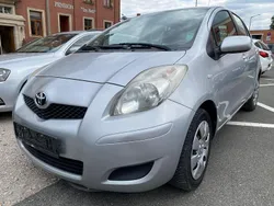 Silber Gebraucht 2009 Toyota Yaris Cool Kleinwagen | 2.990 € (Superpreis)