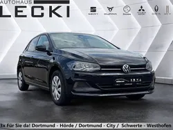 Deep black perleffekt Gebraucht 2021 VW Polo Comfortline Kleinwagen | 15.890 € (Guter Preis)