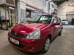 Rot Gebraucht 2010 Renault Clio II Campus Kleinwagen | 3.990 € (Etwas zu teuer)