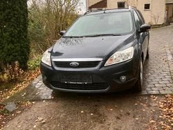 Grau Gebraucht 2008 Ford Focus Kombi | 2.100 € (Guter Preis)