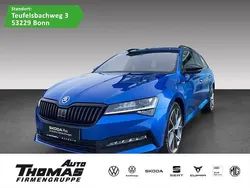 Raceblau metallic Gebraucht 2024 Skoda Superb SportLine Kombi | 40.880 €