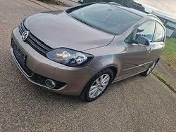 Braun Gebraucht 2011 VW Golf Plus Cross Style Van / Kleinbus | 3.299 € (Superpreis)