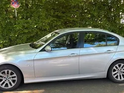 Silber Gebraucht 2006 BMW 318 Limousine | 2.700 € (Fairer Preis)