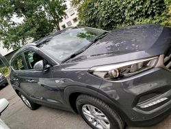 Grau Gebraucht 2018 Hyundai Tucson SUV | 13.500 € (Guter Preis)