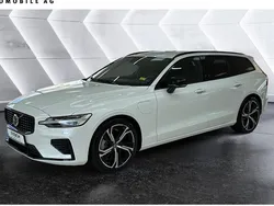 Weiß Gebraucht 2024 Volvo V60 Plus Kombi | 41.880 € (Guter Preis)