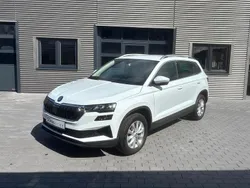 Rot Gebraucht 2024 Skoda Karoq Ambition SUV | 27.999 € (Superpreis)