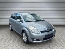 Silber Gebraucht 2008 Toyota Corolla Verso Team Van / Kleinbus | 3.500 € (Guter Preis)