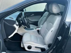 Beige Gebraucht 2014 Mercedes 200 Limousine | 15.000 €