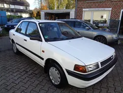 Weiß Gebraucht 1990 Mazda 323 Limousine | 3.190 €