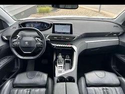Gebraucht 2018 Peugeot 5008 Van / Kleinbus | 26.500 € (Teuer)