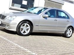 Cubanitsilber Gebraucht 2006 Mercedes C280 Avantgarde Limousine | 7.890 €
