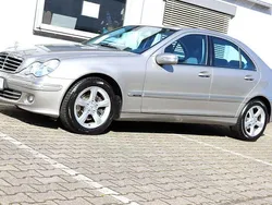 Cubanitsilber Gebraucht 2006 Mercedes C280 Avantgarde Limousine | 8.390 €