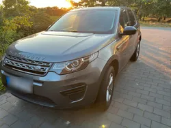 Grau Gebraucht 2017 Land Rover Discovery 5 SUV | 10.900 €