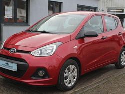 Rot Gebraucht 2016 Hyundai i10 Classic Kleinwagen | 8.490 € (Fairer Preis)
