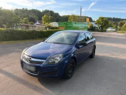 Blau Gebraucht 2009 Opel Astra Kleinwagen | 3.500 € (Fairer Preis)