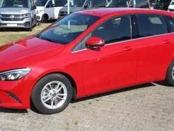 Mercedes B200