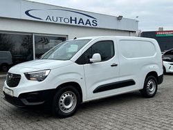 Weiß Gebraucht 2022 Opel Combo Edition Van / Kleinbus | 12.390 € (Guter Preis)