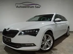Weiß Gebraucht 2019 Skoda Superb Style Kombi | 18.480 € (Superpreis)