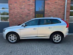 Silber Gebraucht 2015 Volvo XC60 Summum SUV | 12.380 € (Guter Preis)